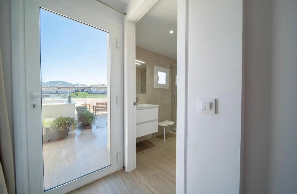M A R I V E N T Suite With Bathroom And Terrace 50 M2 Roses Apartment