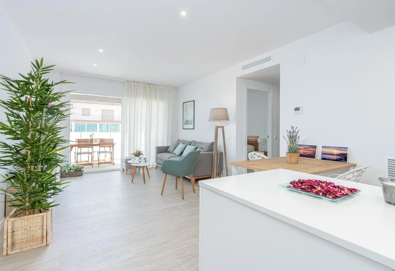 M A R I V E N T Suite With Bathroom And Terrace 50 M2 Roses Apartment